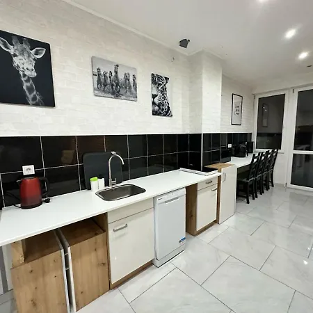 Διαμέρισμα Big In *